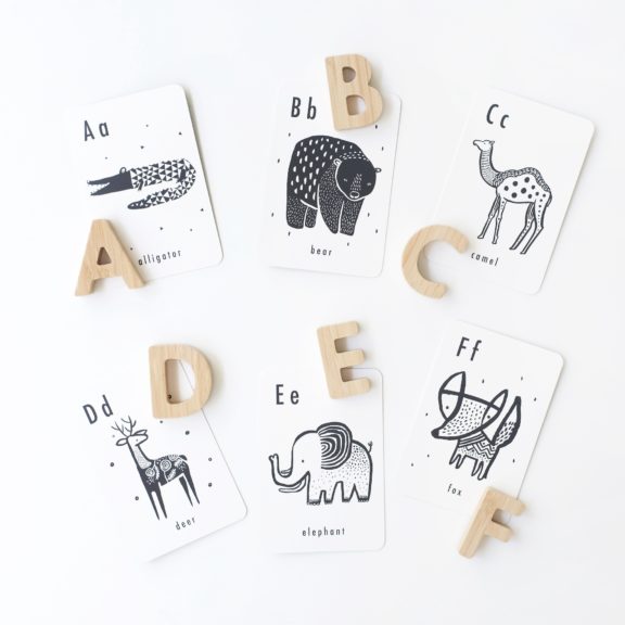 WEE GALLERY Animal Alphabet Cards - Dog & Pony Show