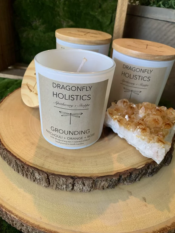 DRAGONFLY HOLISTICS Aromatherapy Candle - Grounding