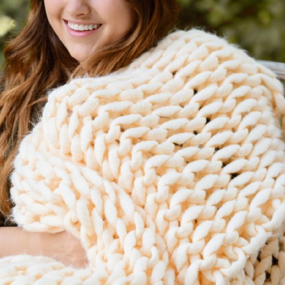 Chunky Knit Throw Blanket - Cream